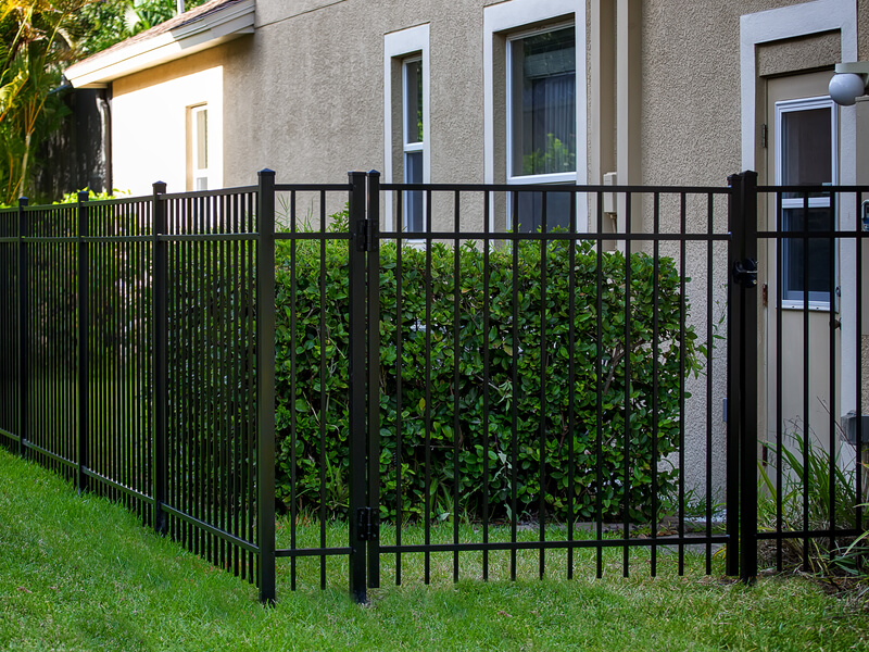 Automated gate contractor in Montgomery Texas
