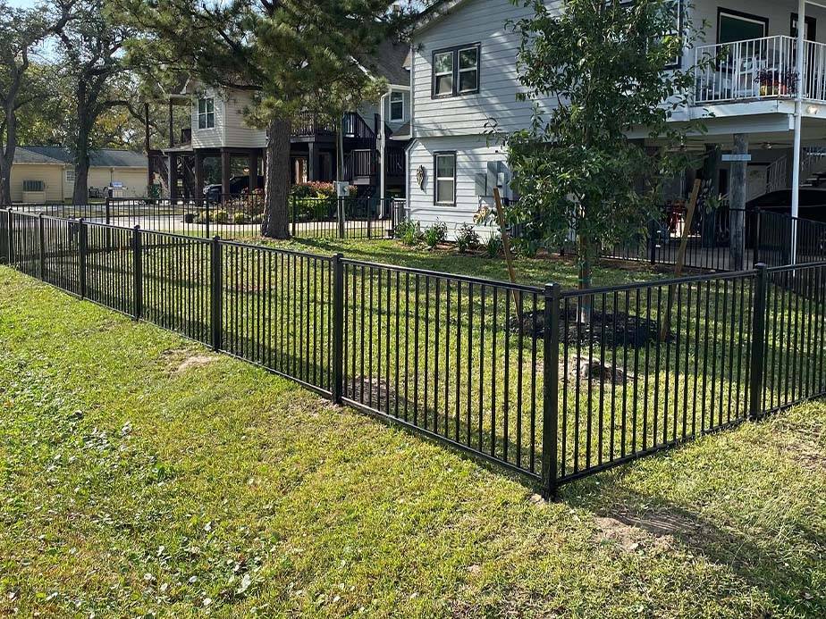 aluminum fence The Woodlands Texas